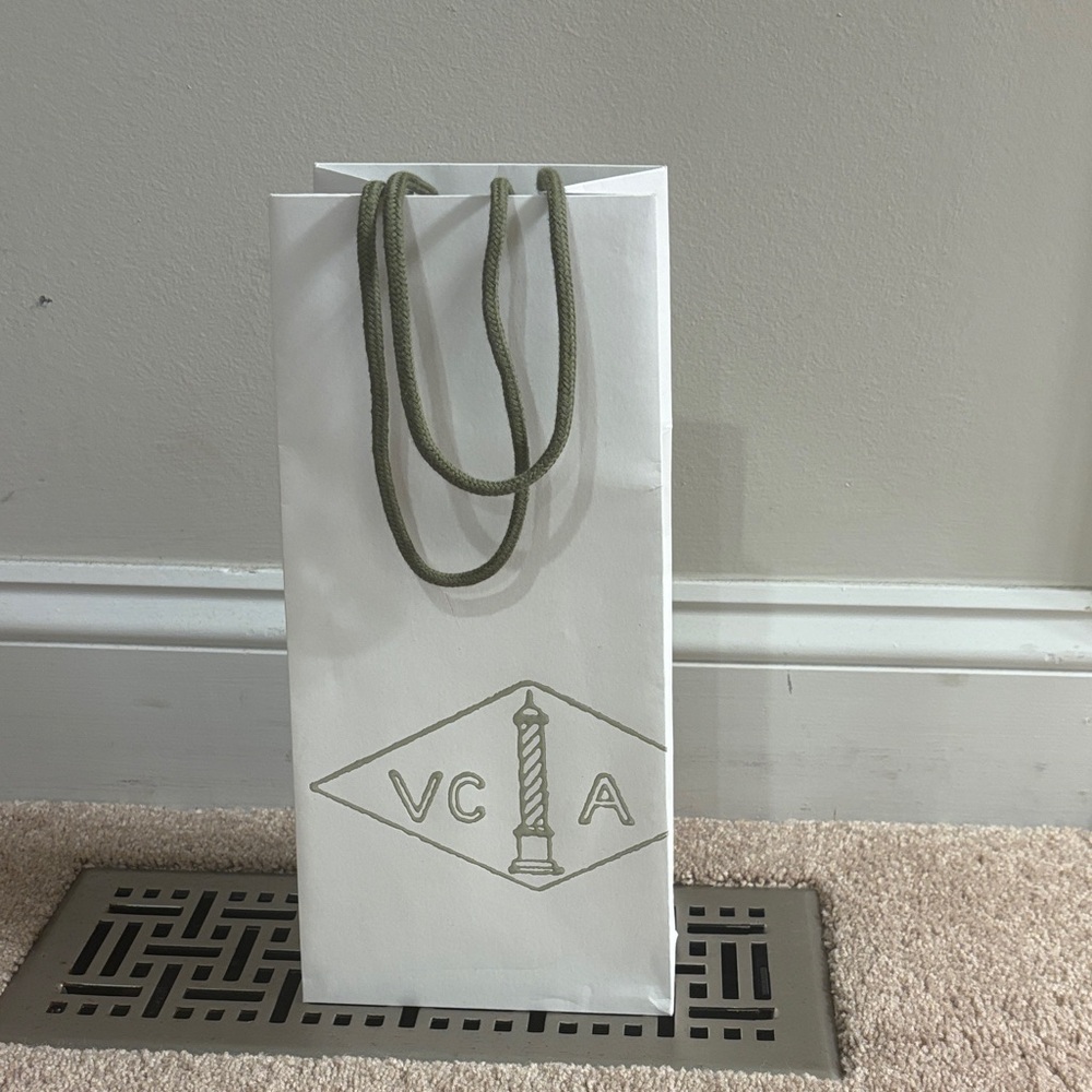VCA White and Green Gift Bag